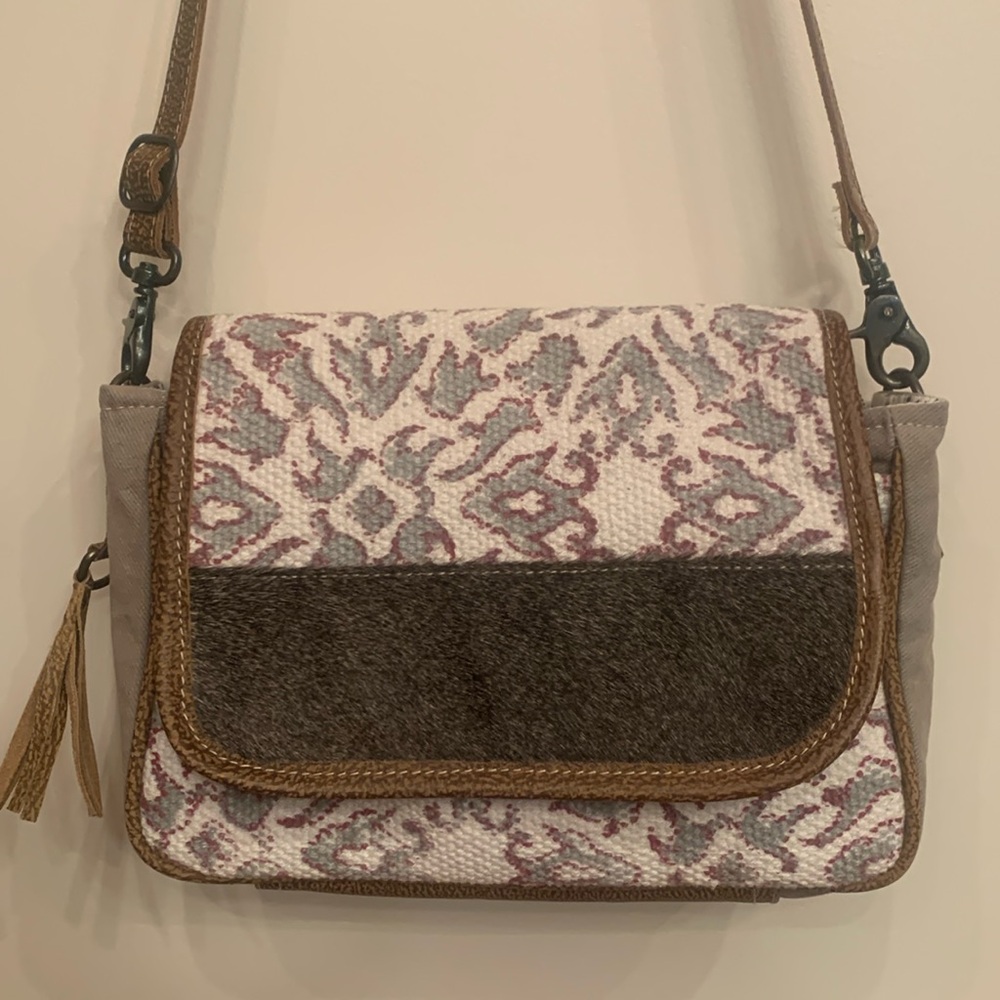 NWOT Myra Bag sage green& cream cotton fabric/brown genuine leather trim bag
